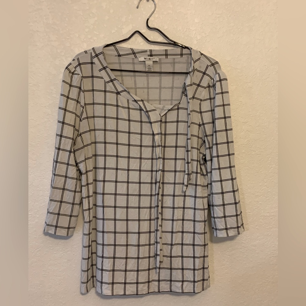 WHBM White and Black Midlength Top